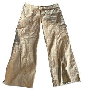 Women's Tan Cargo Pants waist 17 1/2", inseam 25 1/2, rise 12"